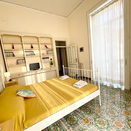 Casachi * Naples